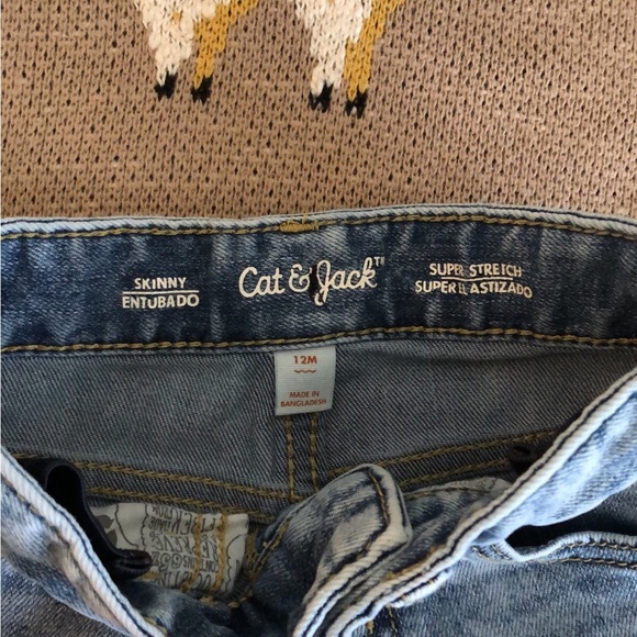 SOLD!! Cat & Jack 12M Boy Outfit - Picture 2 of 6